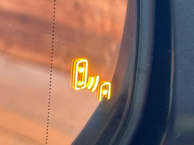 �y�u���C���h�X�|�b�g���j�^�[�z���s���A�h�A�~���[�̎��p�ɂȂ�₷���ӏ��Ɍ㑱�Ԃ��ڋ߂���ƃT�C�h�~���[�̃����Y�Ɍx����\��!�h���C�o�[�ɒ��ӊ��N�����Ă���܂��B