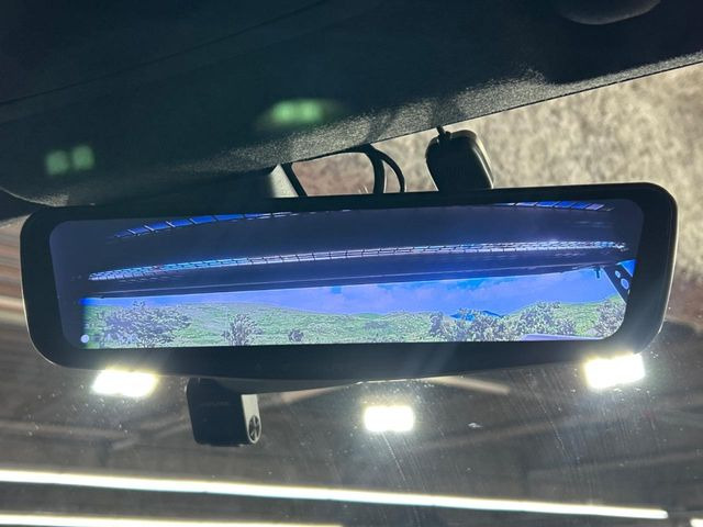 �y�f�W�^���C���i�[�~���[�z��Ȃ̑傫�ȉו��⓯��҂Ō�����m�F���Â炢���ł����S!�J�������B�e�����ԗ�����̉f�������[���~���[���ɕ\���B�N���A�Ȏ��E�ŏ󋵂̊m�F���\�ł�!