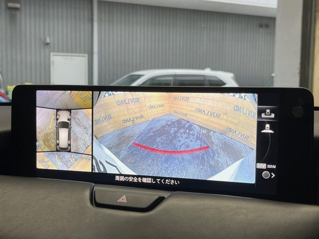 �y360&deg;�r���[���j�^�[�z��p�̃J�����ɂ��A�ォ�猩���낵���悤�Ȏ��_��360�x�N���}�̎��͂��m�F���邱�Ƃ��ł��܂������p�������m�F���₷���A�����ꏊ�ł̐؂�Ԃ��⒓�Ԃ��X���[�Y�ɍs���܂��B