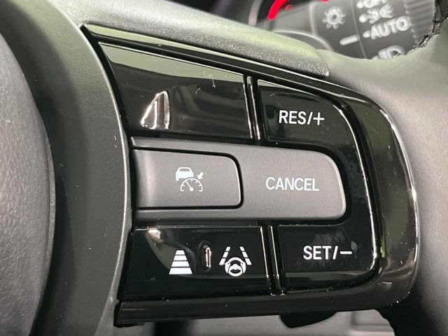 �y�A�_�v�e�B�u�N���[�Y�R���g���[���z�������H�ł̒��������s���y��!!�����ő��x��ۂN���[�Y�R���g���[�����A�Փˌy���V�X�e���ƘA�g���A�O���̎ԗ������m���ĎԊԂ�ۂ悤�ɑ��x���߂��Ă���܂�!!