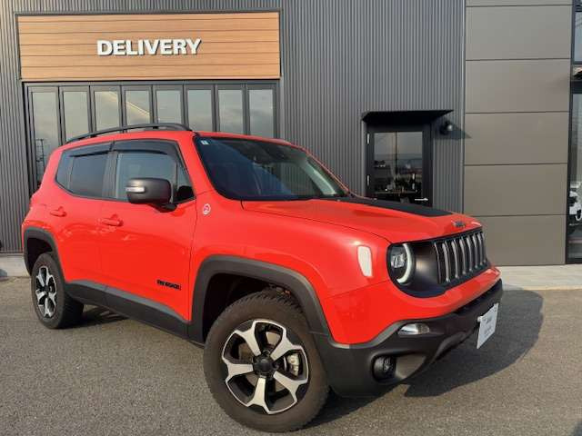 レネゲードトレイルホーク 4WD