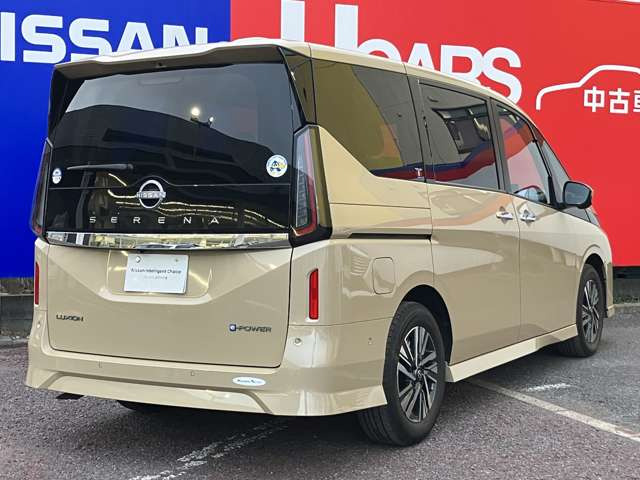 セレナ1.4 e-POWER ルキシオン