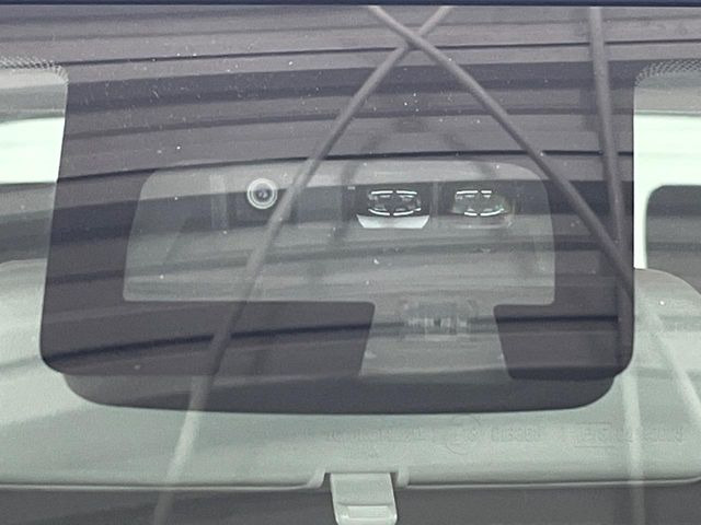 �y�X�Y�L �Z�[�t�e�B�T�|�[�g�z���s���ɑO���̎ԗ�����F�����A�Փ˂������Ȏ��͌x��ƃu���[�L�ŏՓˉ���Ɣ�Q�y�����A�V�X�g�B�����S�Ƀh���C�u�����y���݂��������܂��B