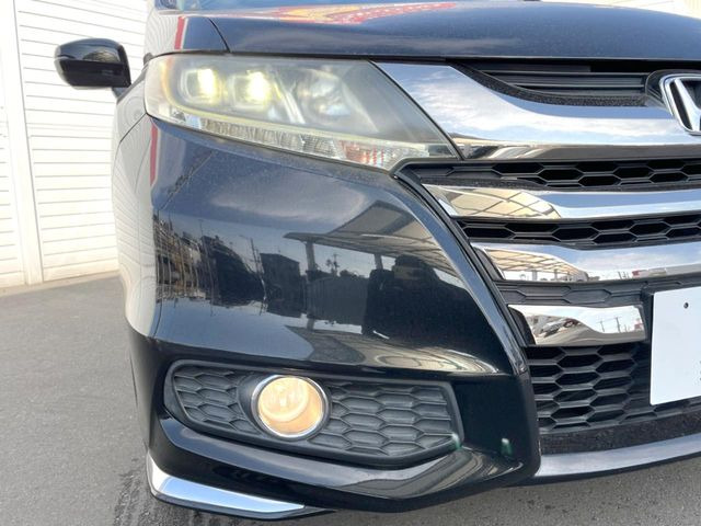 �yLED�w�b�h���C�g�z���V����ԑ��s�����ǍD�Ȏ��E���m�ۂ����S���ĉ^�]�ł��鍂�P�xLED�w�b�h���C�g�𑕔�!�_�����x�������A����d�͂��}�����Ă��܂��B