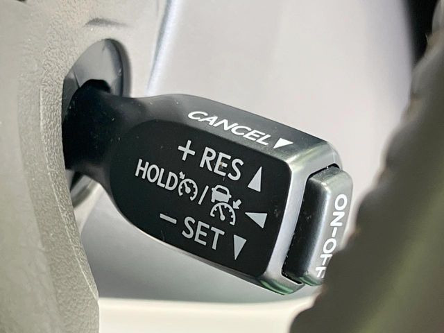 �y���[�_�[�N���[�Y�R���g���[���z�������H�ł̒��������s���y��!!�����ő��x��ۂN���[�Y�R���g���[�����A�Փˌy���V�X�e���ƘA�g���A�O���̎ԗ������m���ĎԊԂ�ۂ悤�ɑ��x���߂��Ă���܂�!!