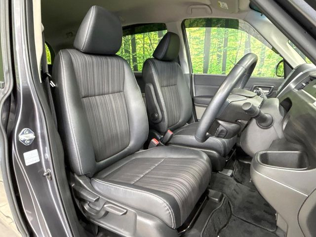 �yHonda�X�}�[�g�L�[�z�J�o����|�P�b�g�ɓ��ꂽ�܂܂ł��h�A�̎{���E�������\�ȃX�}�[�g�L�[�𑕔��B�G���W���̃I���E�I�t�����J�M�����o���K�v����������Ƃ��Ă��֗��ł���