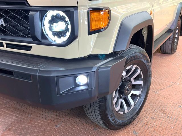 �yLED�w�b�h���C�g�z���V����ԑ��s�����ǍD�Ȏ��E���m�ۂ����S���ĉ^�]�ł��鍂�P�xLED�w�b�h���C�g�𑕔�!�_�����x�������A����d�͂��}�����Ă��܂��B