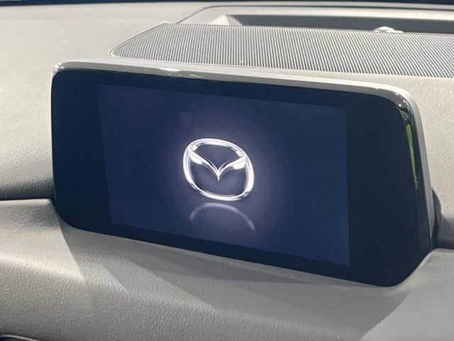 �y�}�c�_�R�l�N�g�i�r�z�ԓ��̕��͋C�Ƀ}�b�`������̌^�^�C�v�̃i�r�B�e����q�ݒ��Bluetooth�Đ����A�l�X�ȋ@�\���y���߂܂��B�����I�ȃ_�C�������삪�\�ŁA�g��������ǍD�ł��B