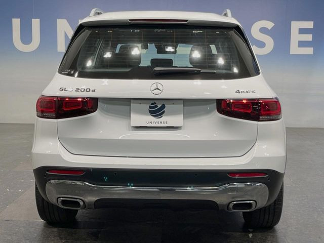 ●当店では第三者機関による車両品質鑑定を導入し、修復歴車を排除。鑑定書が発行されますので、ぱっと見ただけでは分からない箇所まで納得した上でご検討いただけます。※一部未実施の場合がございます。