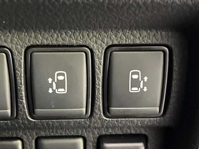 �y�����p���[�X���C�h�h�A�z�X�}�[�g�L�[��^�]�Ȃ̃X�C�b�`�Ō�ȗ����X���C�h�h�A�̊J���\���d��������͂����ăh�A���J����K�v�������A�����Ȃ��q�l�ł��ȒP�ɊJ���߂ł����K�ł���