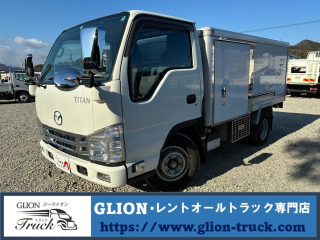 タイタン冷蔵冷凍車