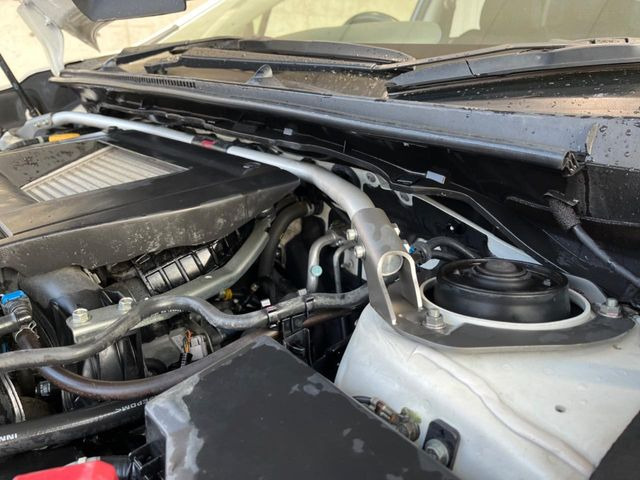 �ySTI�^���[�o�[�z���Ԃ̍��������߂�^���[�o�[�𑕔��B���X���[�Y�ȃR�[�i�����O���s���\�ƂȂ�A������y���߂܂��B