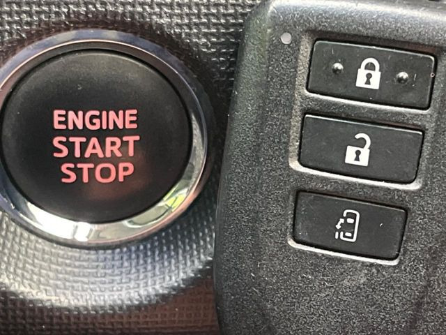 �y�X�}�[�g�L�[�z�J�o����|�P�b�g�ɓ��ꂽ�܂܂ł��h�A�̎{���E�������\�ȃX�}�[�g�L�[�𑕔��B�G���W���̃I���E�I�t�����J�M�����o���K�v����������Ƃ��Ă��֗��ł���