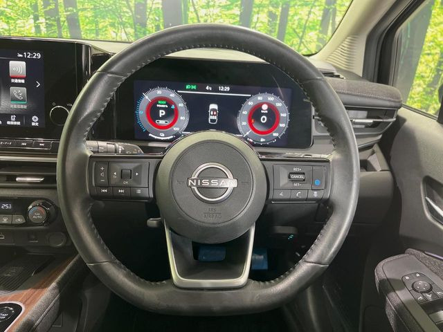 �y�����v�����X�e�A�����O�z�㎿�Ȋv���g�p���邱�ƂŁA��ɂ����������݂ƂĂ��^�]���₷���n���h���ł���