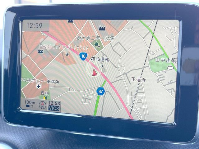 �������i�r:��̊��̂���i�r�́A����������ԓ������o���Ă���܂��B�I�[�f�B�I�@�\���[�����Ă���܂��̂ŁA�^�]�����y���߂܂���