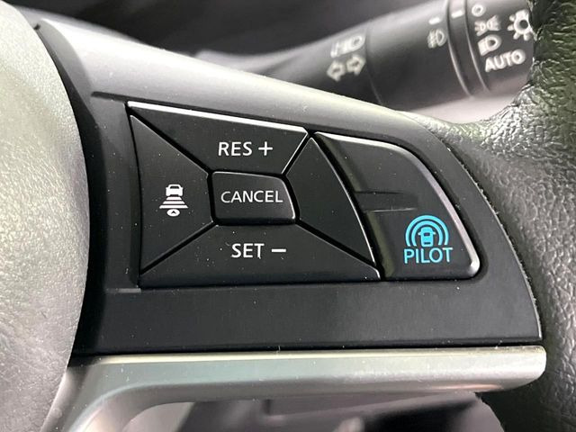 �y�v���p�C���b�g�z�������H�ł̒��������s���y��!!�a�؎��Ə��񑖍s�̃V�[���ŁA�A�N�Z���E�u���[�L�E�X�e�A�����O�������Ő��䂵�A�������^�]�̕��S���y�����Ă���܂���