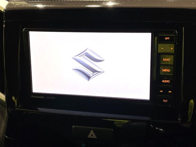 �y�����i�r�z�l�C�̏����i�r�𑕔��B�I�[�f�B�I�@�\���[�����Ă���ABluetooth�ڑ�����΂������̃X�}�z��MP3�v���C���[�̉��y���Đ��\!�����̉^�]������Ɋy�����Ȃ�܂�!!