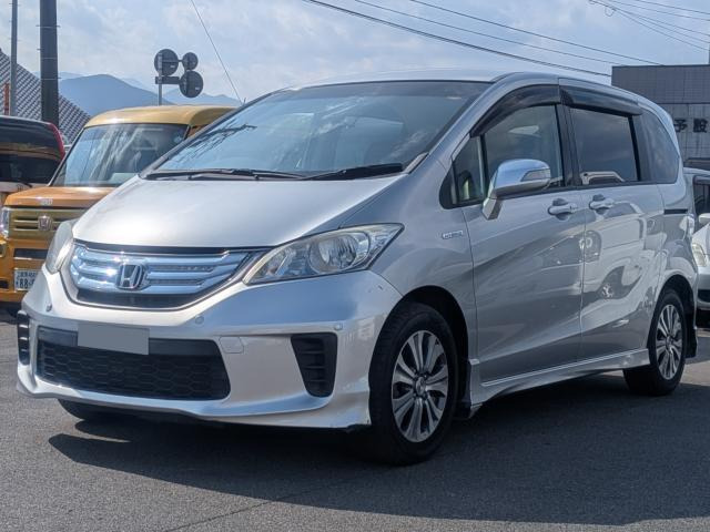 フリードハイブリッド1.5 ジャストセレクション