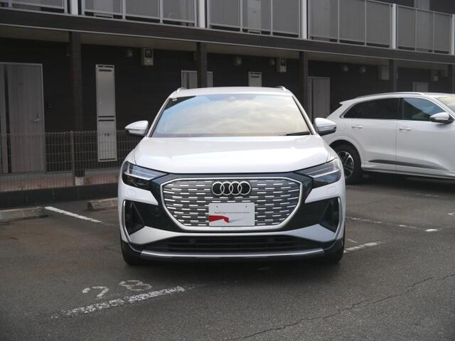 Q4 e-tron45 Sライン