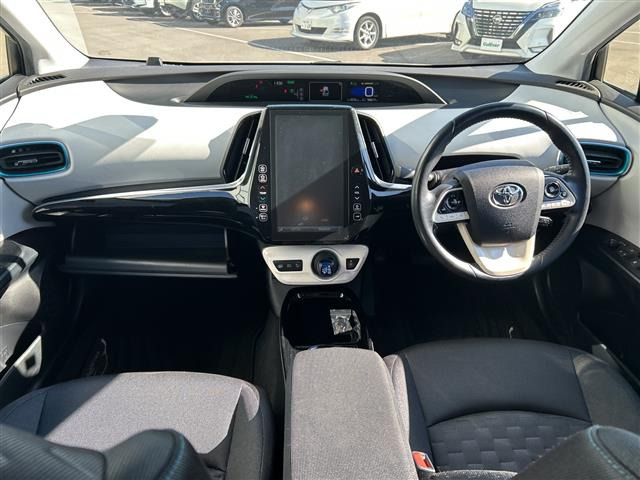 プリウスPHV1.8 A