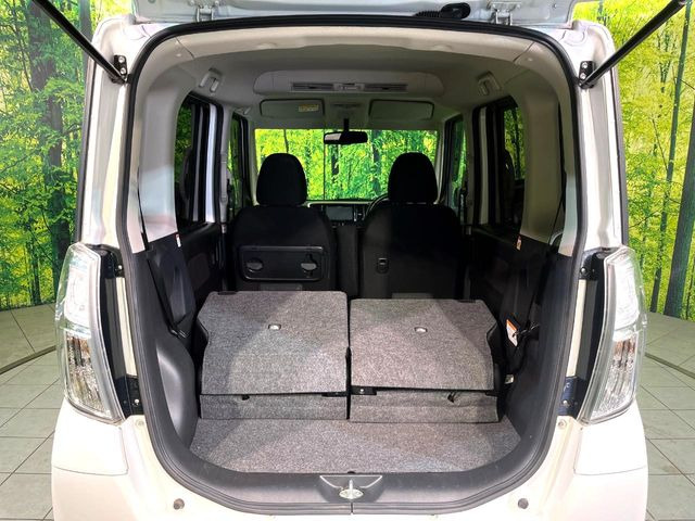 ���i�̂���������ʋ΁A���}���ɏ\���ȉ׎��X�y�[�X���m�ۂ��Ă���܂��B�Z�J���h�V�[�g��|���ƁA�傫�ȉו��̐ύڂ��\�ł���