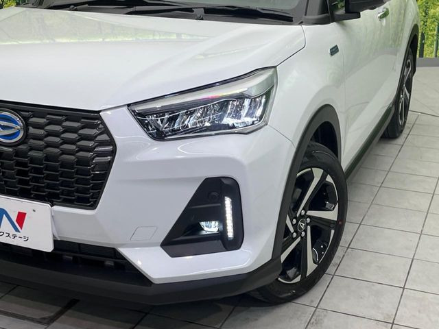 �yLED�w�b�h���C�g�z���V����ԑ��s�����ǍD�Ȏ��E���m�ۂ����S���ĉ^�]�ł��鍂�P�xLED�w�b�h���C�g�𑕔�!�_�����x�������A����d�͂��}�����Ă��܂��B