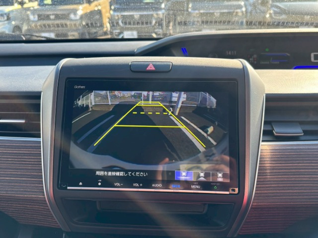 フリード1.5 ハイブリッド クロスター ホンダセンシング 4WD