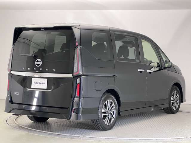 セレナ2.0 ハイウェイスターV