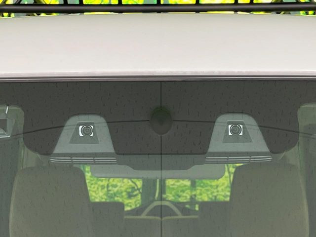 �y�X�Y�L �Z�[�t�e�B�T�|�[�g�z���s���ɑO���̎ԗ�����F�����A�Փ˂������Ȏ��͌x��ƃu���[�L�ŏՓˉ���Ɣ�Q�y�����A�V�X�g�B�����S�Ƀh���C�u�����y���݂��������܂��B