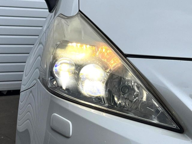 �yLED�w�b�h���C�g�z���V����ԑ��s�����ǍD�Ȏ��E���m�ۂ����S���ĉ^�]�ł��鍂�P�xLED�w�b�h���C�g�𑕔�!�_�����x�������A����d�͂��}�����Ă��܂��B