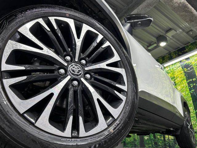 �y����18�C���`�A���~�z�C�[���z�O�ςɃ}�b�`���������A���~�z�C�[���𑕒����Ă���܂��B�e��ЊO�A���~�z�C�[����A�X�^�b�h���X�^�C�����戵�����Ă���܂��B���񂲑��k����������