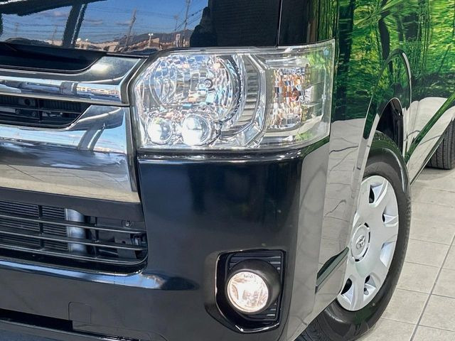 �yLED�w�b�h���C�g�z���V����ԑ��s�����ǍD�Ȏ��E���m�ۂ����S���ĉ^�]�ł��鍂�P�xLED�w�b�h���C�g�𑕔�!�_�����x�������A����d�͂��}�����Ă��܂��B