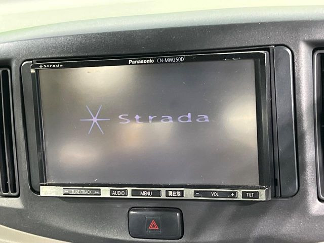 �y�i�r�Q�[�V�����z�g���₷���i�r�ŖړI�n�܂ł�������ē����Ă���܂��B�e��I�[�f�B�I�Đ��@�\���[�����Ă���A���Ԃ̉^�]������Ɋy�����Ȃ�܂�!!