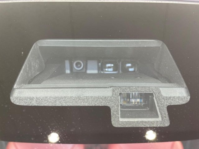 �y�X�Y�L �Z�[�t�e�B�T�|�[�g�z���s���ɑO���̎ԗ�����F�����A�Փ˂������Ȏ��͌x��ƃu���[�L�ŏՓˉ���Ɣ�Q�y�����A�V�X�g�B�����S�Ƀh���C�u�����y���݂��������܂��B