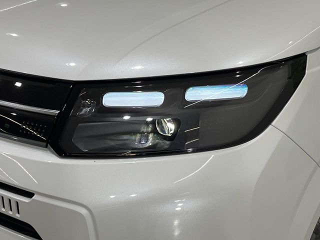 �yLED�w�b�h���C�g�z���V����ԑ��s�����ǍD�Ȏ��E���m�ۂ����S���ĉ^�]�ł��鍂�P�xLED�w�b�h���C�g�𑕔�!�_�����x�������A����d�͂��}�����Ă��܂��B