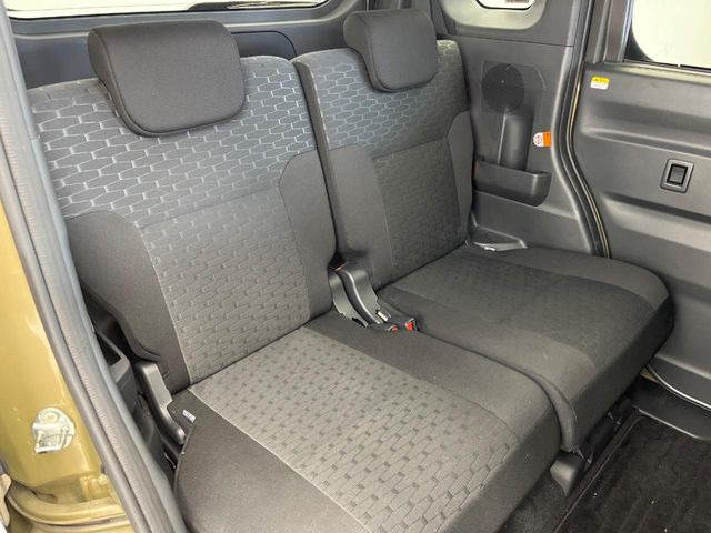 �L�X�Ƃ���2��ڃV�[�g�͋��Z���������A���S�n�����K!�F�B��Ƒ��Ƃ̂��o�����ɂ҂�����ł��B�x�r�[�V�[�g��`���C���h�V�[�g�g�p�������K�ɂ��߂�������������\���ȋ�Ԃ��m�ۂ��Ă��܂��B