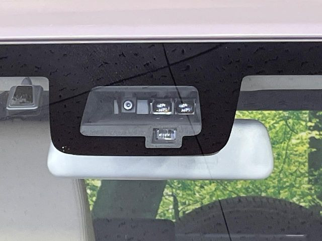 �y�X�Y�L �Z�[�t�e�B�T�|�[�g�z���s���ɑO���̎ԗ�����F�����A�Փ˂������Ȏ��͌x��ƃu���[�L�ŏՓˉ���Ɣ�Q�y�����A�V�X�g�B�����S�Ƀh���C�u�����y���݂��������܂��B