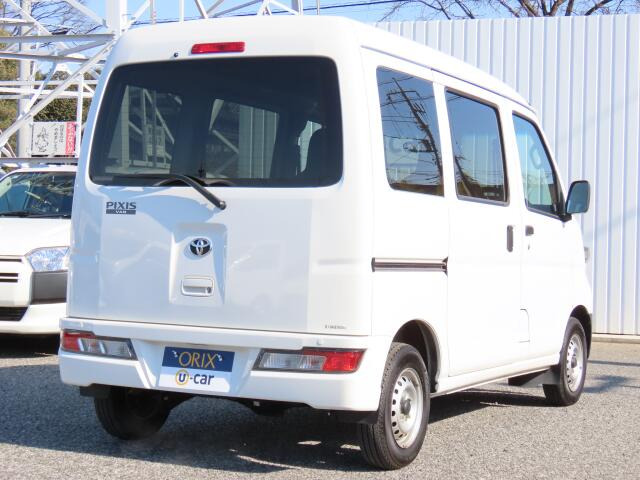 AIS����:���X�ł̓g���^�E�z���_�E�j�b�T���E�}�c�_�E�X�o�����[�J�[�n�̒��ÎԎ��Ɖ�Ђƕ��В�g��Ђ�6�Ђœ��ꂳ�ꂽ�u�]����v�u������v�ɑ���A�����Ɍ����]�������M���̂����鍸��