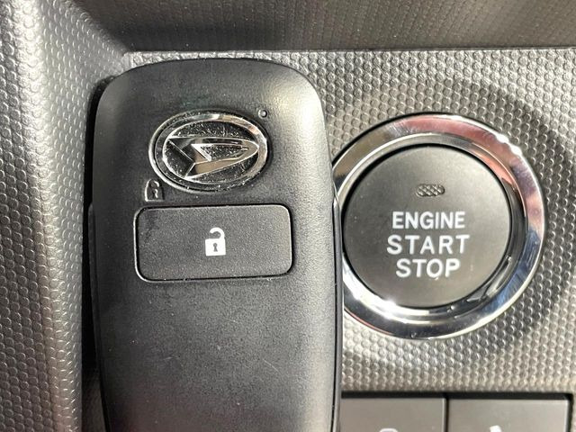 �y�L�[�t���[�V�X�e���z�J�o����|�P�b�g�ɓ��ꂽ�܂܂ł��h�A�̎{���E�������\�ȃX�}�[�g�L�[�𑕔��B�G���W���̃I���E�I�t�����J�M�����o���K�v����������Ƃ��Ă��֗��ł���