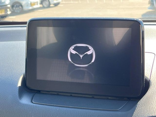 �y�����i�r�z�l�C�̏����i�r�𑕔����Ă���܂��B�i�r�̎g���₷���͂������A�I�[�f�B�I�@�\���[��!�L�����v�◷�s�͂������A�ʋ΂┃�����ȂǕ��i�̃h���C�u���y�����Ȃ�͂���