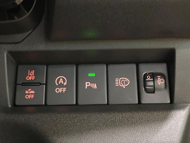 �y�X�Y�L �Z�[�t�e�B�T�|�[�g�z���s���ɑO���̎ԗ�����F�����A�Փ˂������Ȏ��͌x��ƃu���[�L�ŏՓˉ���Ɣ�Q�y�����A�V�X�g�B�����S�Ƀh���C�u�����y���݂��������܂��B