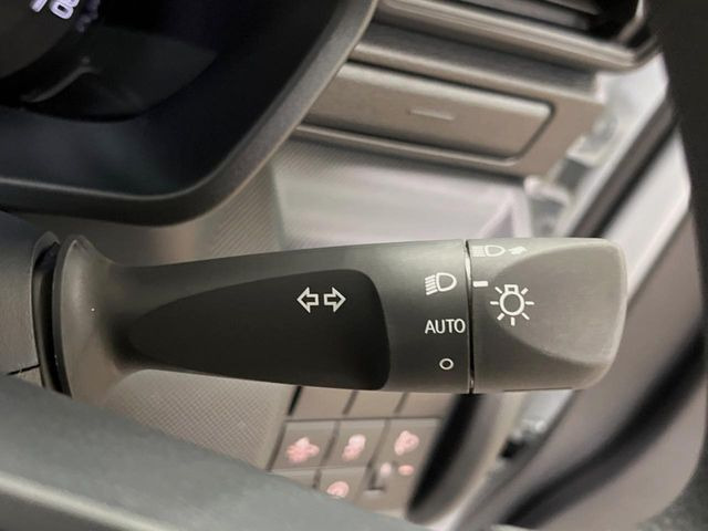 �y�I�[�g���C�g�z����̖��邳�ɉ����Ď����Ńw�b�h���C�g�̓_���E�������ł���@�\�ł�!���C�g�̕t���Y��E�����Y��Ȃǂ������Ȃ�A�J�̓���[���̑��s�����S!�g���l���ʉߎ����֗��ł��ˁ�