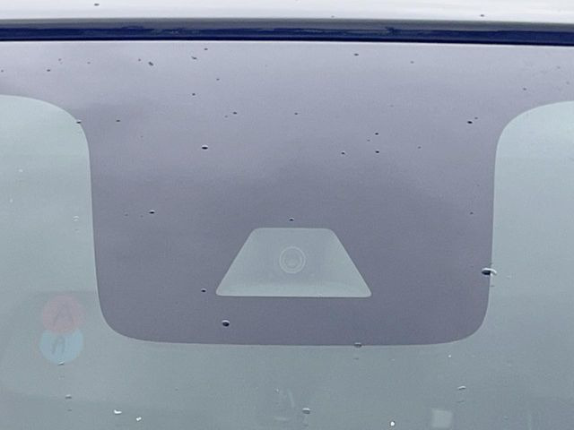 �y�C���e���W�F���g�G�}�[�W�F���V�[�u���[�L�z�t�����g�J�����őO���̎ԗ�����s�҂����m�B�Փ˂������Ȏ��͏Փ˔�Q�y���u���[�L���쓮�A�Փˉ�����T�|�[�g�B�����S�Ƀh���C�u�����y���݂��������܂��B