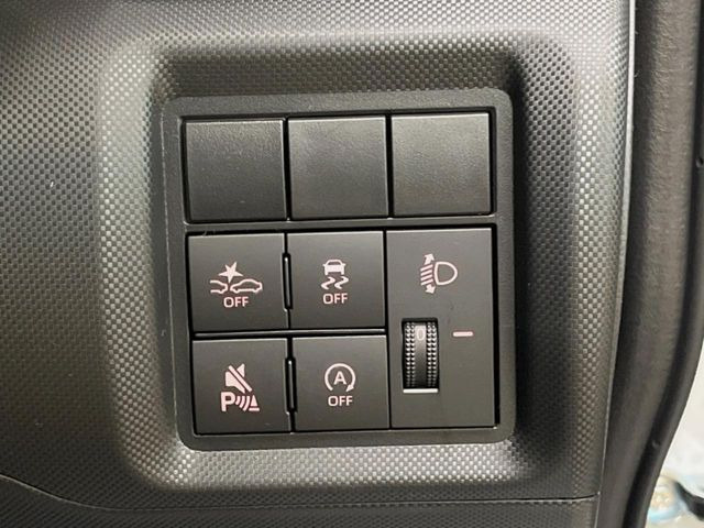 �y�X�}�[�g�A�V�X�g�z���s���ɑO���̎ԗ�����F�����A�Փ˂������Ȏ��͌x��ƃu���[�L�ŏՓˉ���Ɣ�Q�y�����A�V�X�g�B�����S�Ƀh���C�u�����y���݂��������܂��B