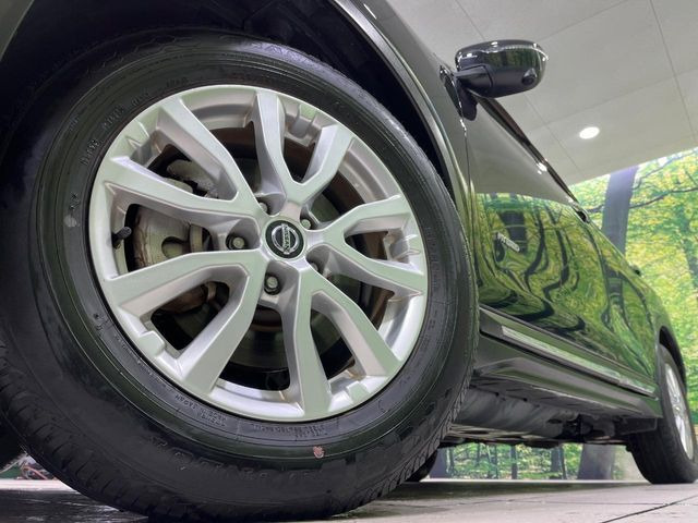 �y����17�C���`�A���~�z�C�[���z�O�ςɃ}�b�`���������A���~�z�C�[���𑕒����Ă���܂��B�e��ЊO�A���~�z�C�[����A�X�^�b�h���X�^�C�����戵�����Ă���܂��B���񂲑��k����������