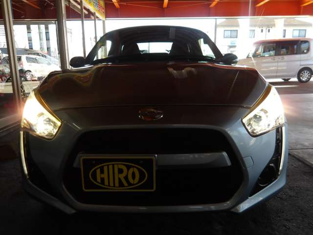 ���邢LED�w�b�h���C�g�ł�!�Â����ł����S���ĉ^�]�ł��܂�!LED�w�b�h���C�g�͏���d�͂����Ȃ��̂Ŏ�����������ł�!���邳���\���ŁA��ԑ��s�̕��S��a�炰�Ă����̂ň��S���ĉ^�]�ł��܂�!!