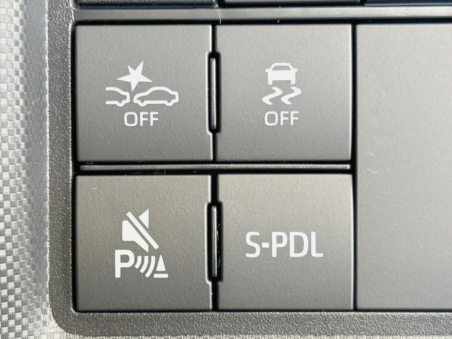 �y�X�}�[�g�A�V�X�g�z���s���ɑO���̎ԗ�����F�����A�Փ˂������Ȏ��͌x��ƃu���[�L�ŏՓˉ���Ɣ�Q�y�����A�V�X�g�B�����S�Ƀh���C�u�����y���݂��������܂��B