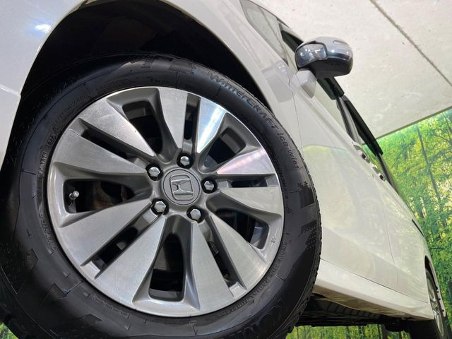 �y����16�C���`�A���~�z�C�[���z�O�ςɃ}�b�`���������A���~�z�C�[���𑕒����Ă���܂��B�e��ЊO�A���~�z�C�[����A�X�^�b�h���X�^�C�����戵�����Ă���܂��B���񂲑��k����������