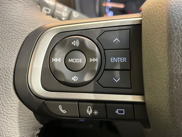 �y�X�e�A�����O�X�C�b�`�z�^�]���A�O������ڐ������炷���ƂȂ��A�I�[�f�B�I���̑��삪�\�ȕ֗��@�\!���S&���K�ȃh���C�u�����o���Ă���܂���