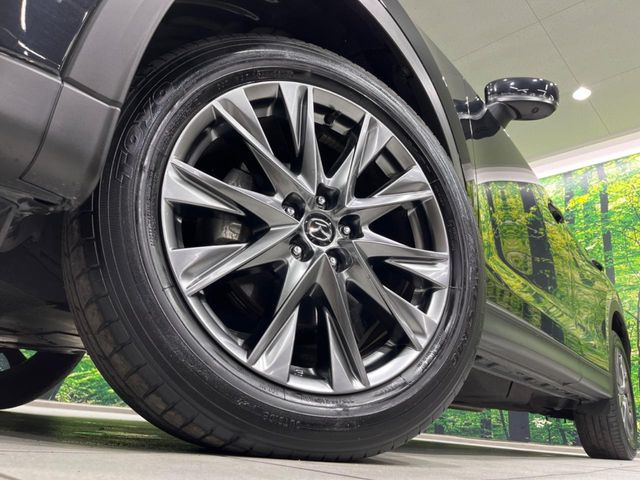 �y�O���[�h��p����19�C���`�A���~�z�C�[���z�f�U�C�����̍��������A���~�z�C�[���𑕒����Ă���܂��B�e��ЊO�A���~�z�C�[����A�X�^�b�h���X�^�C�����戵�����Ă���܂��B���񂲑��k����������